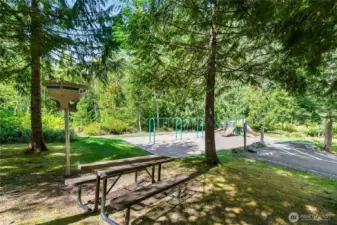 Playground walking distance from the house