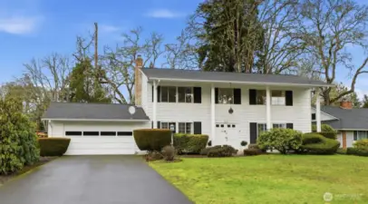 Welcome home to 7913 Jade Dr SW