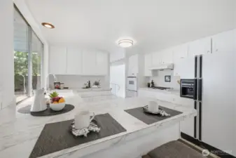 There is plenty of space for everyone in this kitchen.