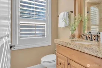 1st floor Bath w/Shower