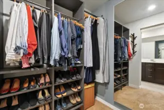 Walk-In Closet, Pimary