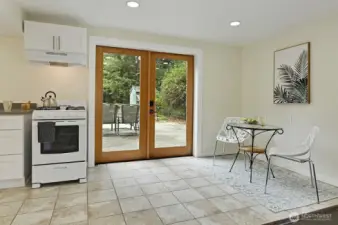 Lower Dining area