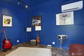 Studio Space with Climate Control