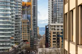 City, sound, and territorial views from the rooftop deck!