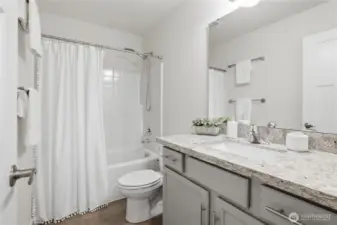 Full upstairs bathroom.