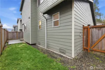 Another view of backyard with gate aceess.