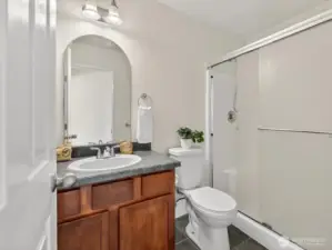 Hallway Full Bath
