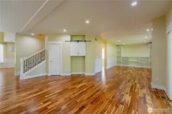 Spacious, Open floor plan.  Beautiful hardwood throughout main floor.