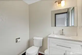 1/2 bath off Primary bedroom