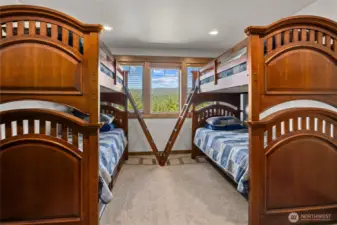 Upstairs bedroom with bunks!
