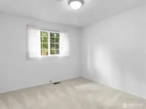 3rd room for office or bedroom.