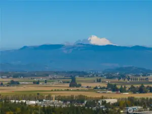 Mount Baker is one of nature's masterpiece.