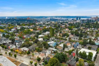 Minutes to downtown, freeways, hospitals, stores, shops.  You can't beat this location!