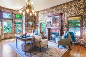 Cozy living room with gas fireplace