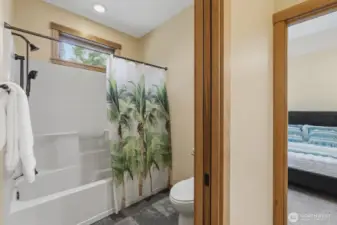 Shared bathroom between Jack-n-Jill