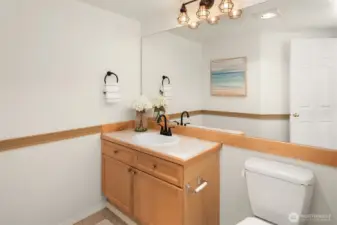 Main-level powder offers everyday convenience!