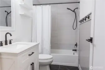 Remodeled Main full bathroom