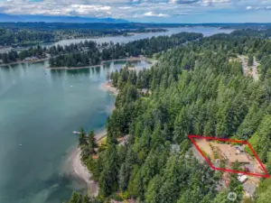 Oyster Bay out to Dyes Inlet and Silverdale to the North.