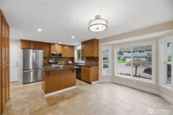 kitchen all new appliances, paint, trim, lighting