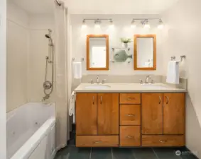 Full Guest bathroom. All 3 bathrooms have been updated.