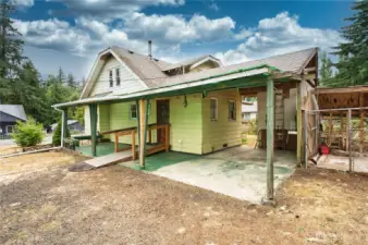 Detached covered patio