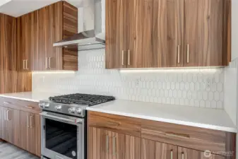 Fresh Backsplash Makes The Walnut Cabinets Pop!