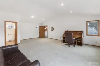 Bonus room has a half bath too!