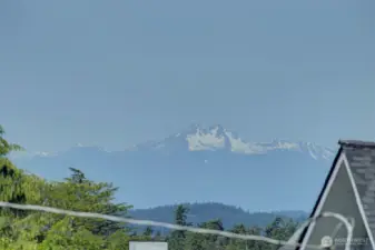 Olympic Mountain views off upper bonus area.