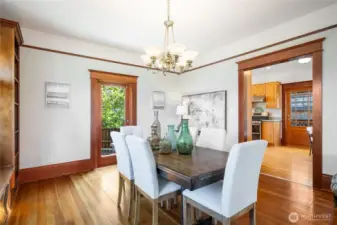 dining room opens to back yard deck