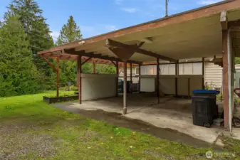Carport built for 2 cars right out front