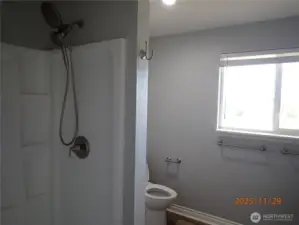 2nd floor guest bath