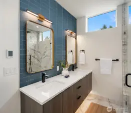 Double Vanity sink in primary bathroom