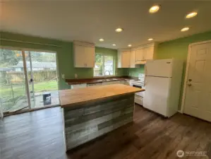 Kitchen with island