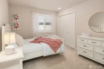 Upstairs 2nd bedroom.