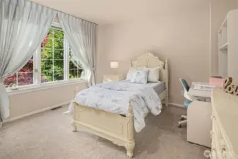 Upstairs 3rd bedroom.