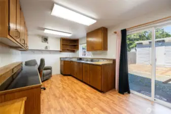 Sizeable office in the garage. Work from home!