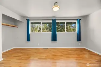2nd Floor bedroom 2