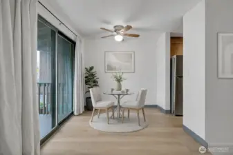 VIRTUALLY STAGED dining nook