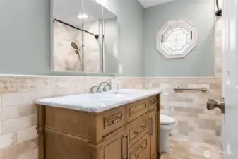 ~Gorgeous Bathroom with Marble~