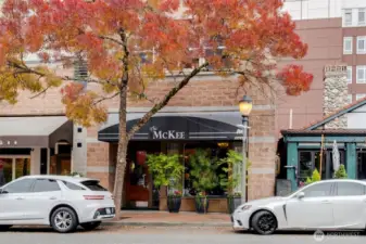 With a Walk Score of 91, this home is perfectly situated near Bellevue Park, Bellevue Square, dining, shopping, and excellent schools.