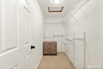 Walk in closet
