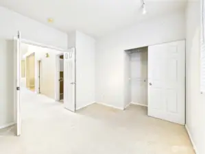 Office/Den/Bedroom downstairs-make it work for you!