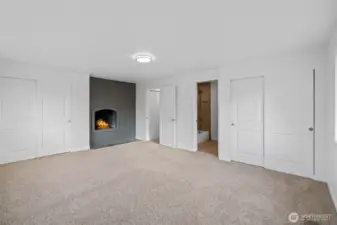 Large primary bedroom with en-suite bath