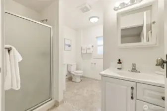 Large second floor hall bath