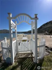 gate to dock