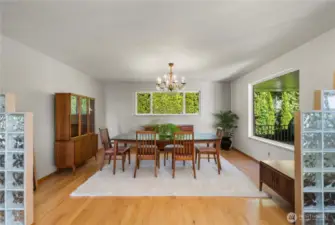 Large dining are that could easily convert to a home office or extra living space.