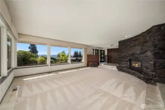 Fresh interior paint, carpet and pad