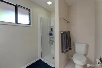 One end of primary bath.