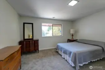 Guest Bed #4