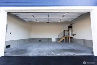 Vaulted 2 car garage
